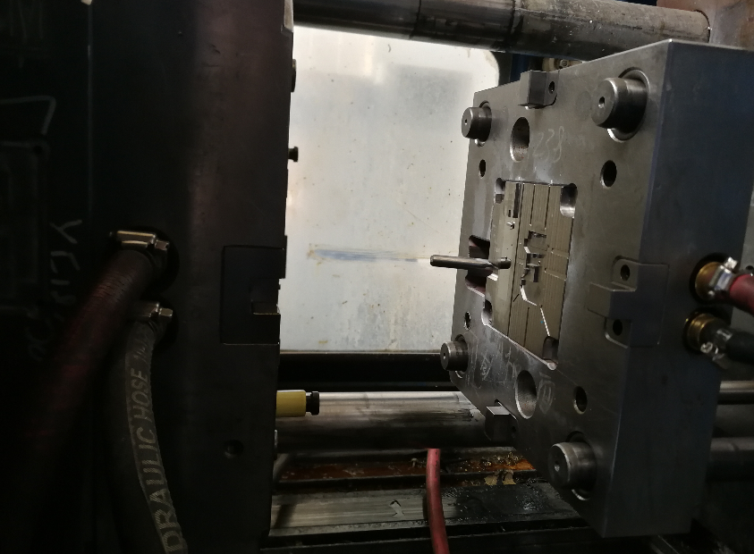 塑膠模具 塑膠模具